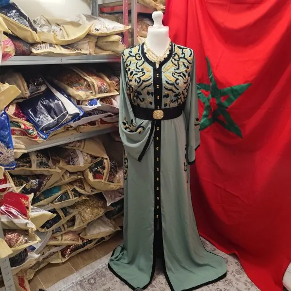 caftan marocain neuf grande taille 67cm — photo 11