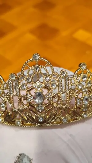 Taaj marocchino dorato – Corona tradizionale per caftani e cerimonie
