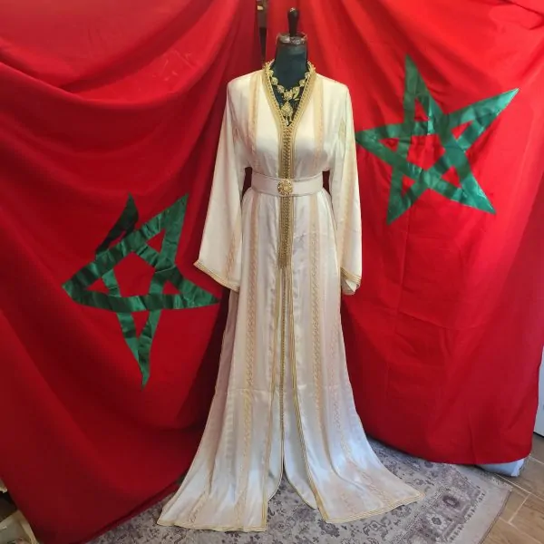 قفطان مغربي جديد مع حزام