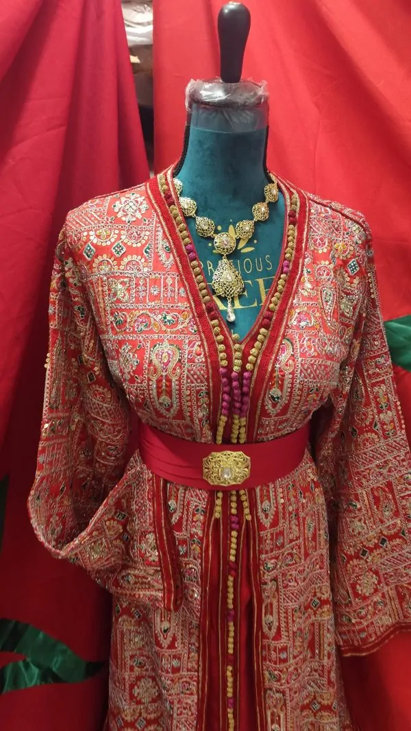 caftan marocain d occasion — photo 3