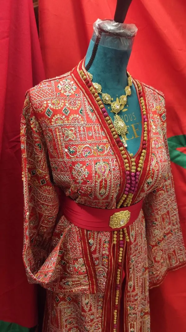 caftan marocain d occasion — photo 12