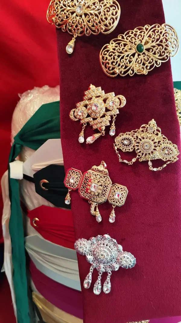 Broche — photo 3