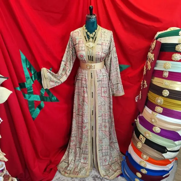 caftan marocain d occasion grande taille — photo 9
