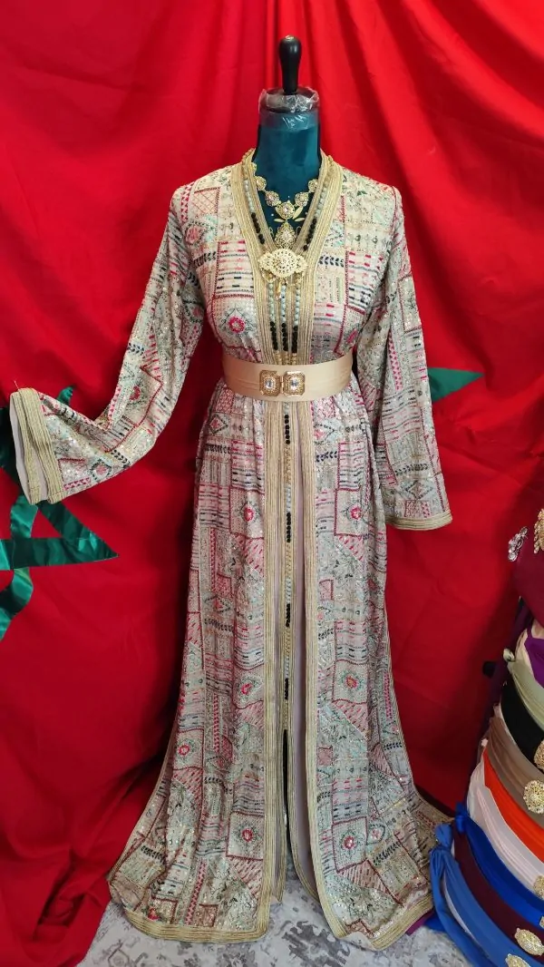 caftan marocain d occasion grande taille — photo 8