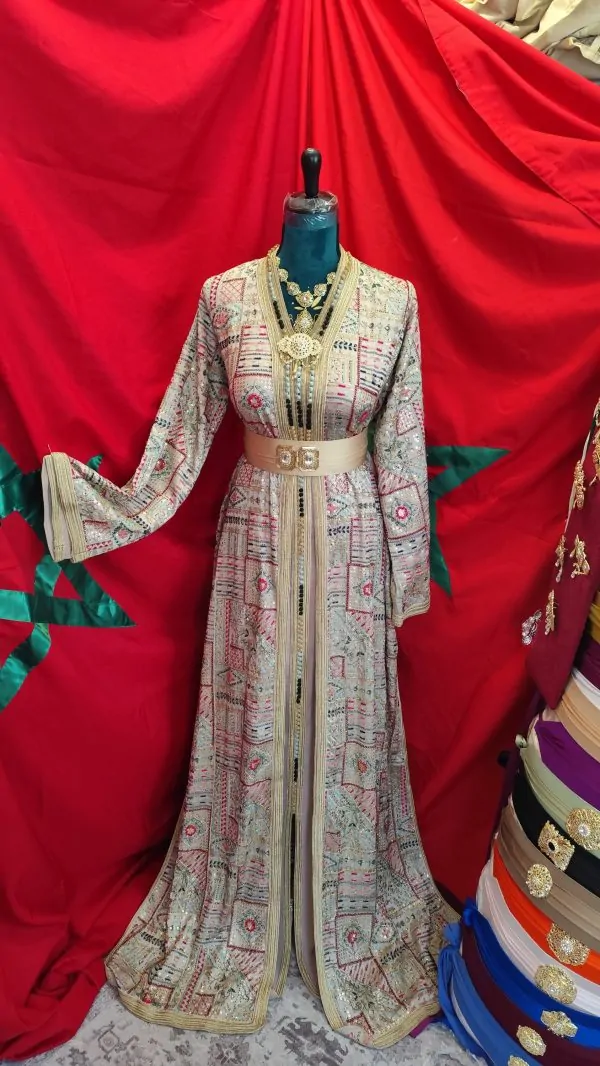 caftan marocain d occasion grande taille — photo 3