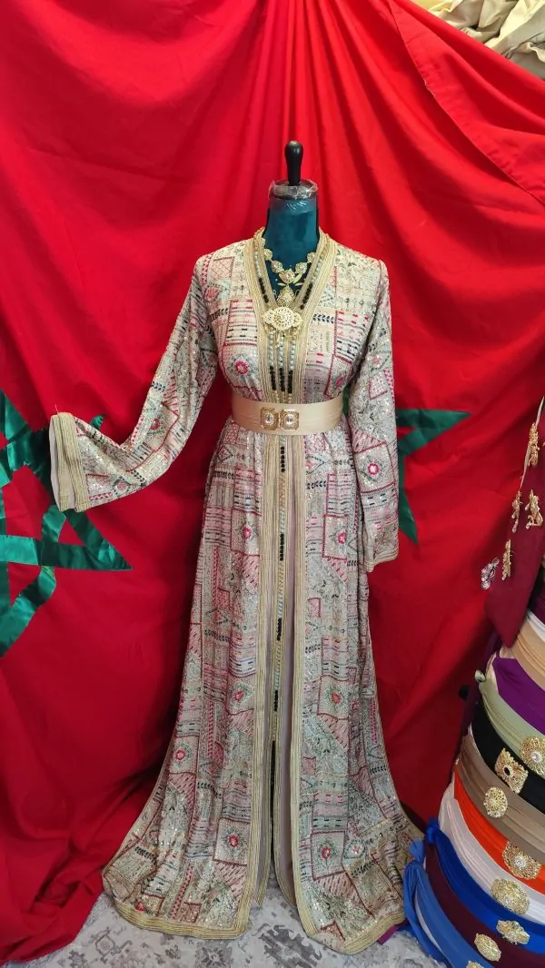 caftan marocain d occasion grande taille — photo 7