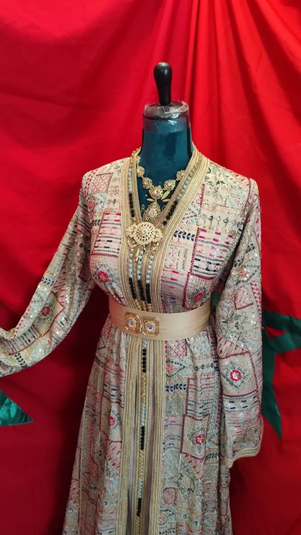 caftan marocain d occasion grande taille — photo 4