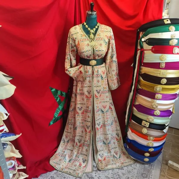caftan marocain d occasion — photo 13