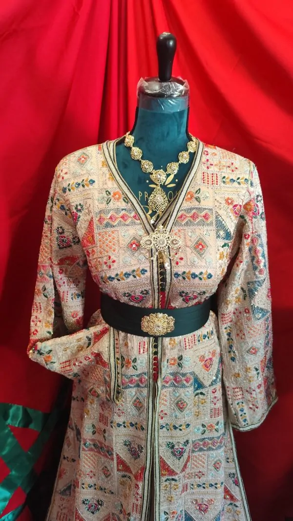 caftan marocain d occasion — photo 5
