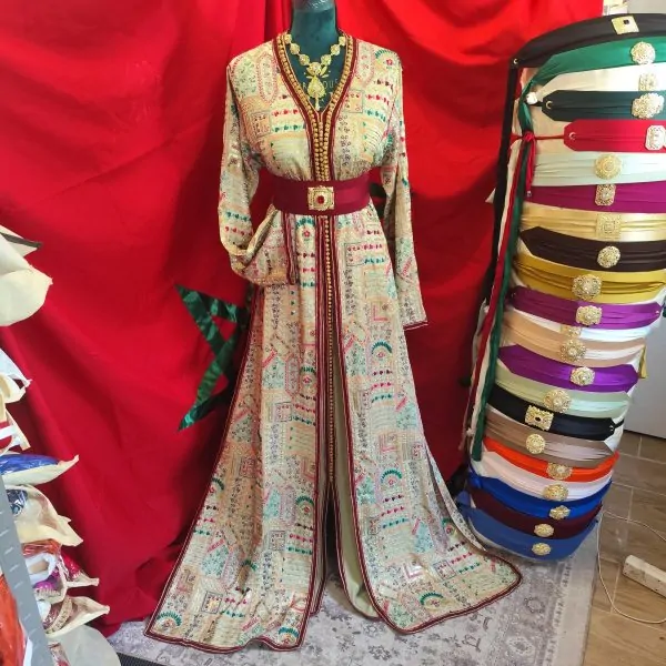 caftan marocain d occasion — photo 13