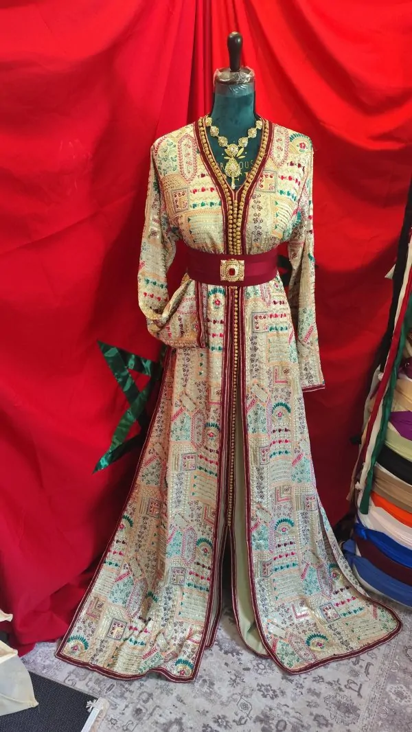 caftan marocain d occasion — photo 12