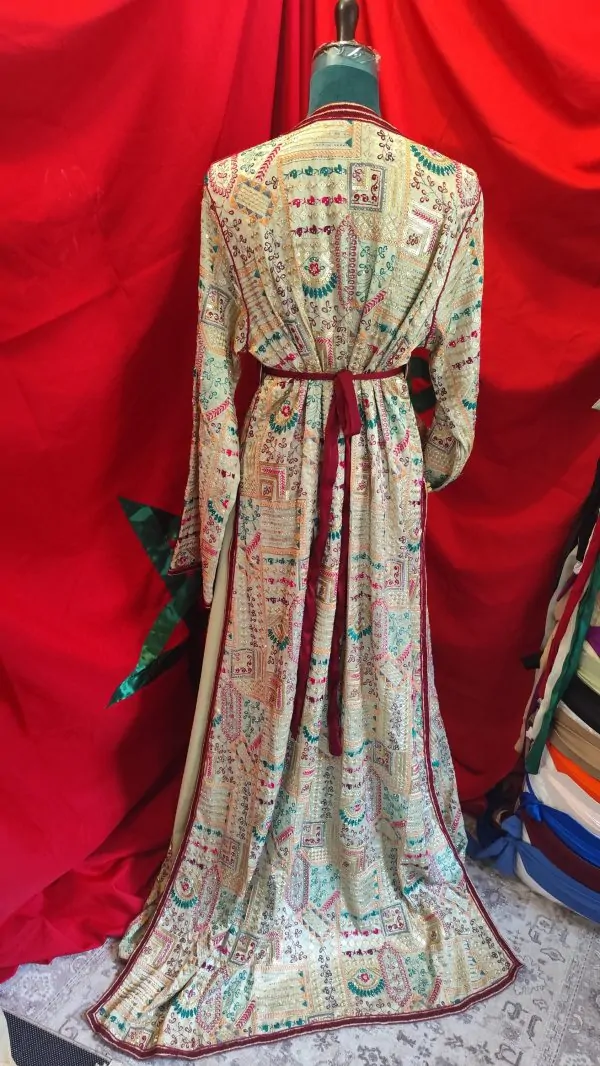 caftan marocain d occasion — photo 4