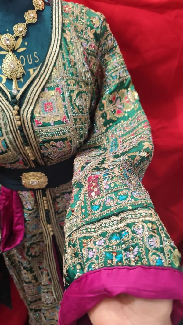caftan marocain d occasion doublé — photo 5