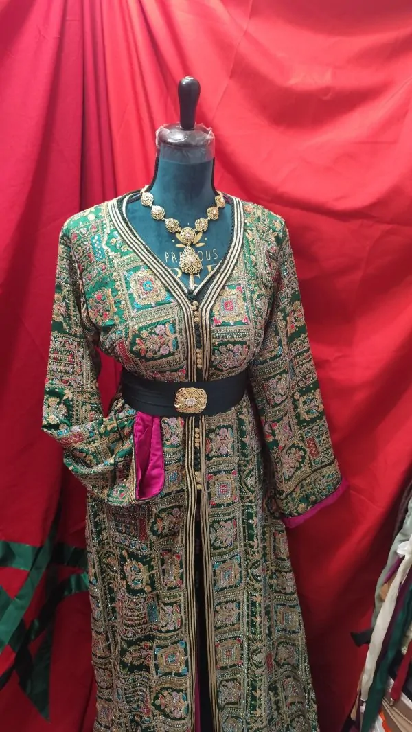 caftan marocain d occasion doublé — photo 10