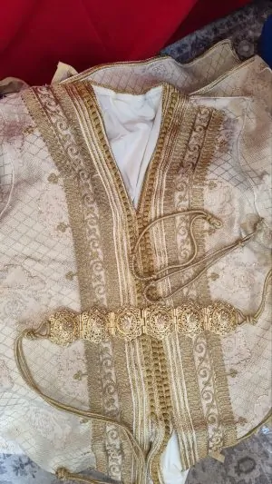 Marokkanischer Kaftan plus Zubehör, alles neu
