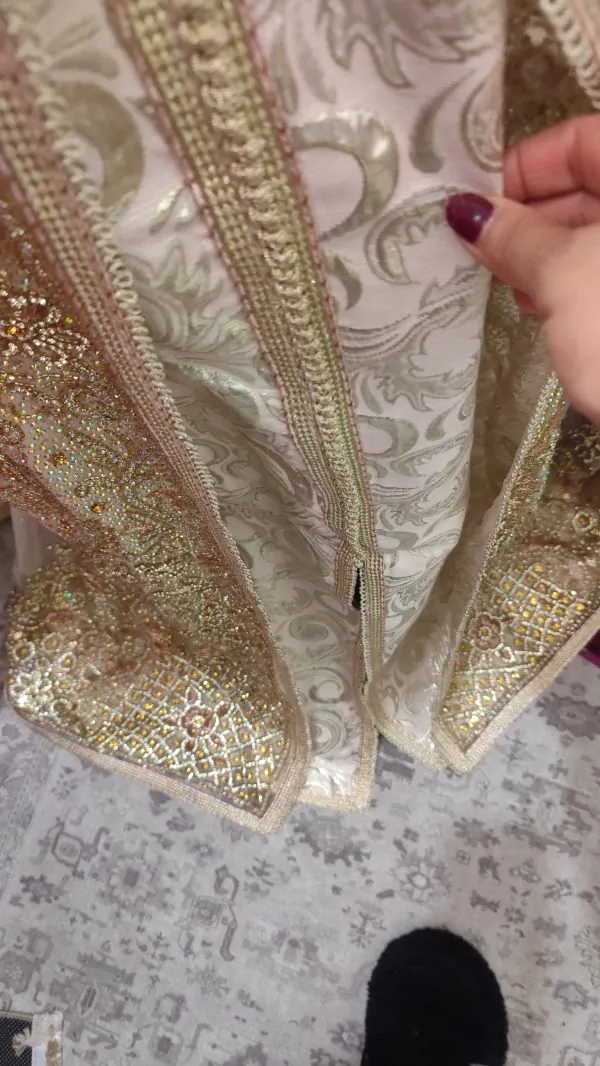 New Moroccan caftan with belt — photo 5