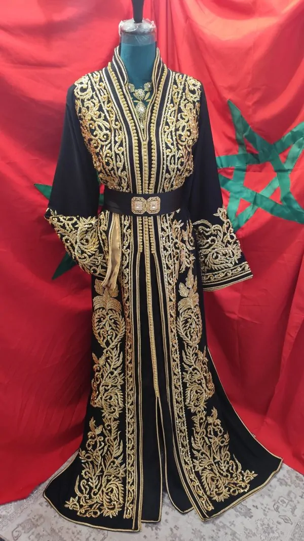Neuer gefütterter marokkanischer Kaftan — photo 10