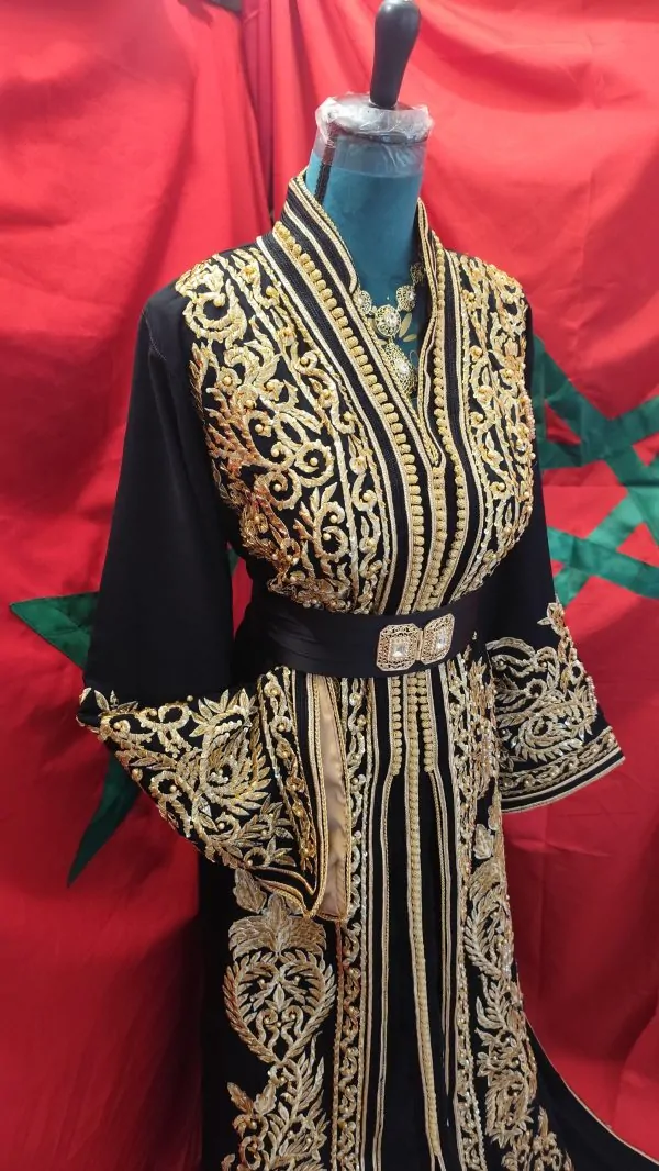 Neuer gefütterter marokkanischer Kaftan — photo 12