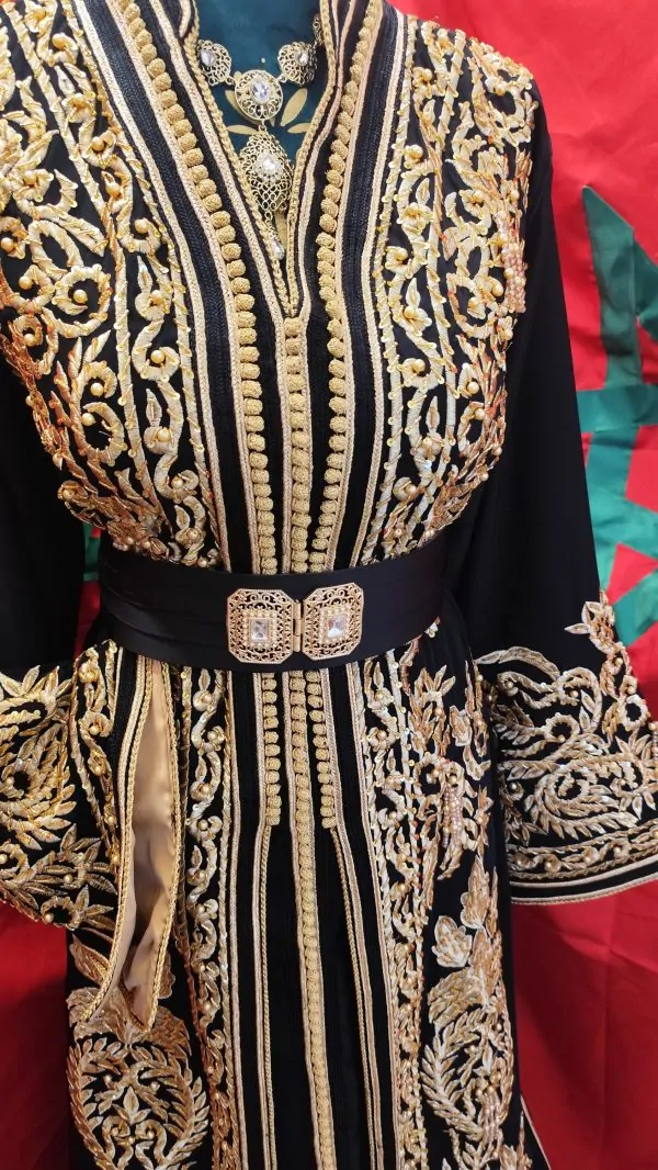 Neuer gefütterter marokkanischer Kaftan — photo 13