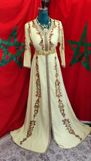 Gebrauchter marokkanischer Kaftan