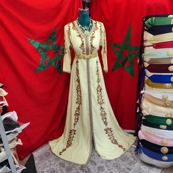 Caftano marocchino usato