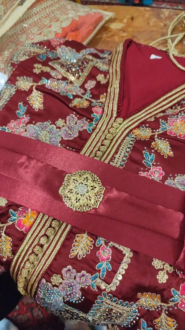 caftan marocain neuf doublé avec ceinture