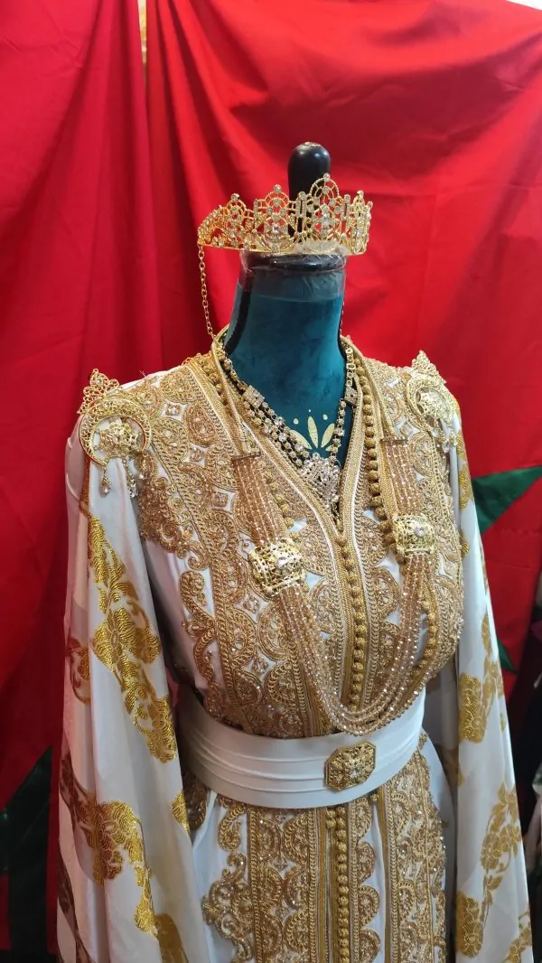 tenue complète — photo 3