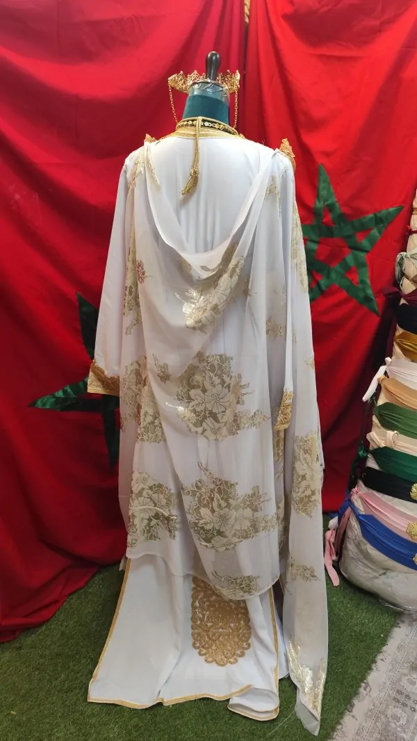 tenue complète — photo 4