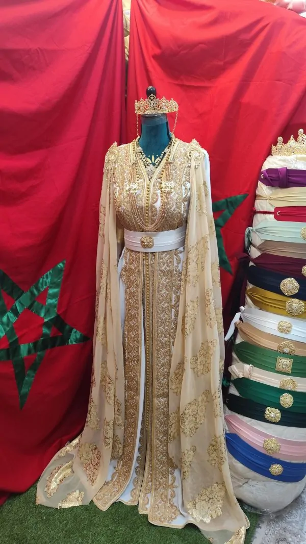 Complete outfit — photo 3