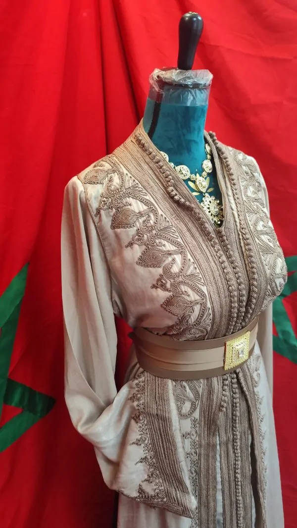 caftan marocain d occasion — photo 10