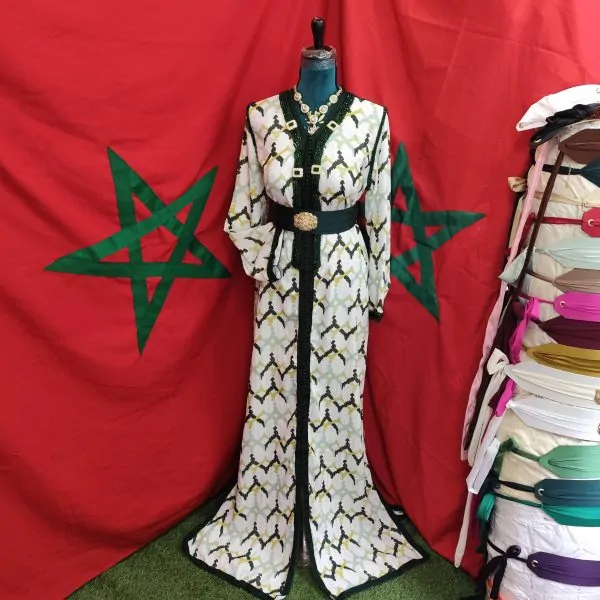 Neuer marokkanischer Kaftan — photo 11
