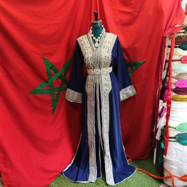 Neuer gefütterter marokkanischer Kaftan — photo 11
