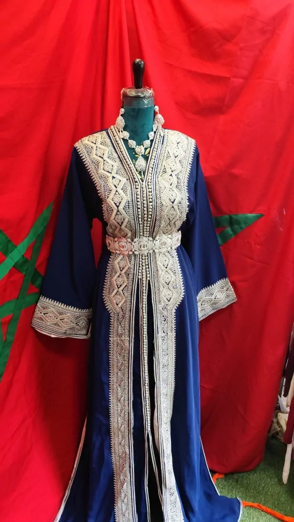Neuer gefütterter marokkanischer Kaftan — photo 5