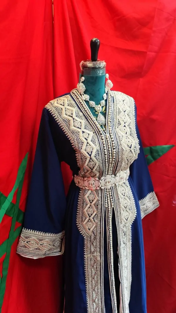 Neuer gefütterter marokkanischer Kaftan — photo 9