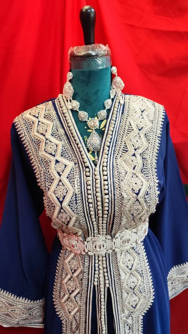 Neuer gefütterter marokkanischer Kaftan — photo 8
