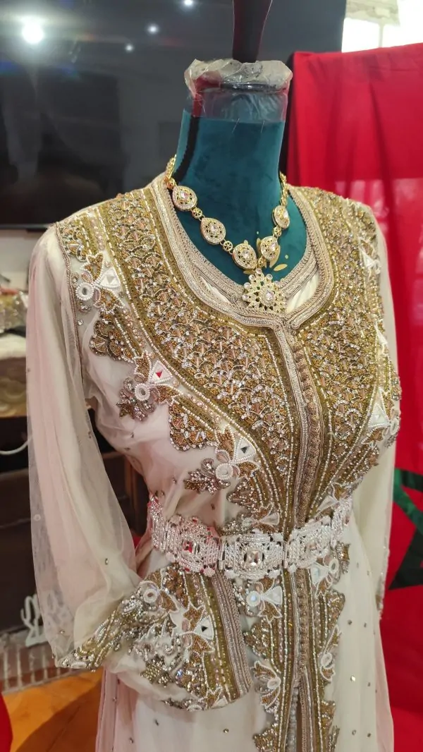 caftan marocain d occasion — photo 4