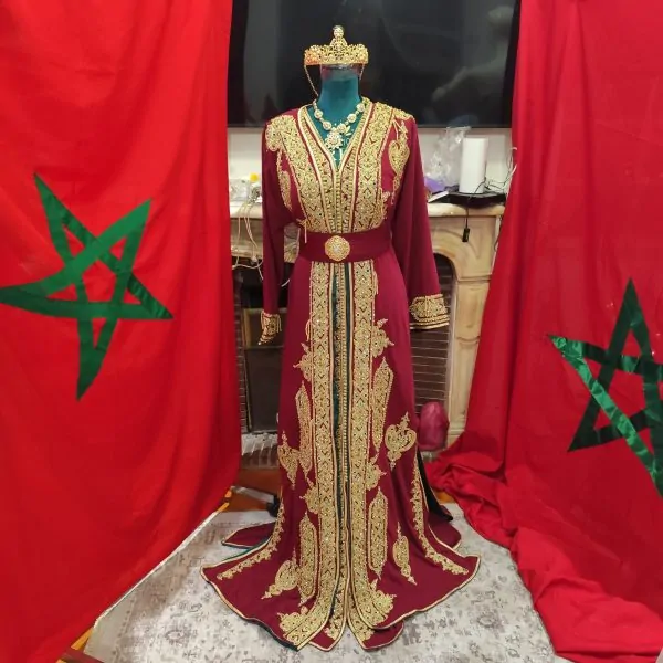 deux Caftan marocain neuf avec ceinture