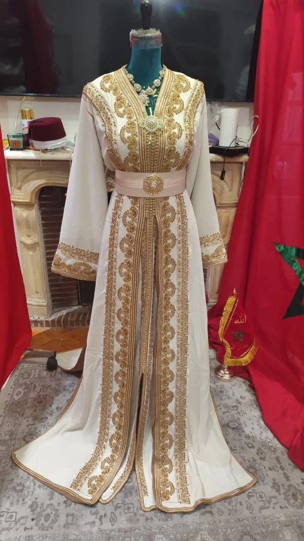 caftan marocain neuf doublé avec la ceinture — photo 4