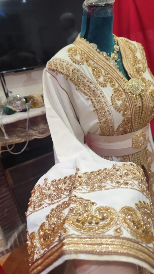 caftan marocain neuf doublé avec la ceinture — photo 13