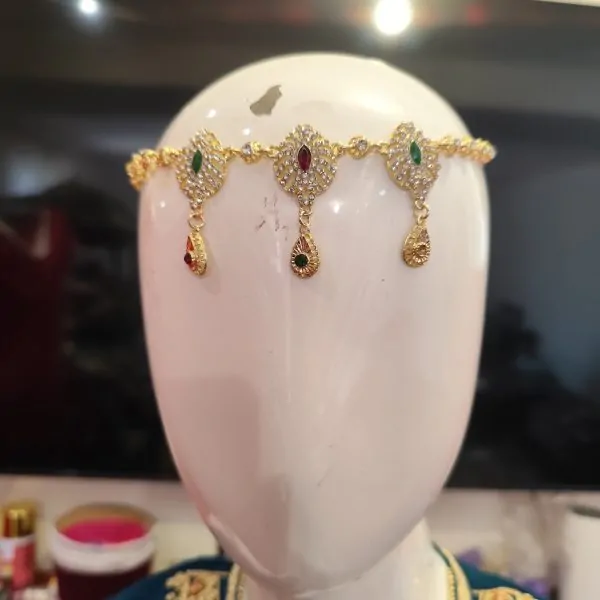 New head jewelry — photo 3