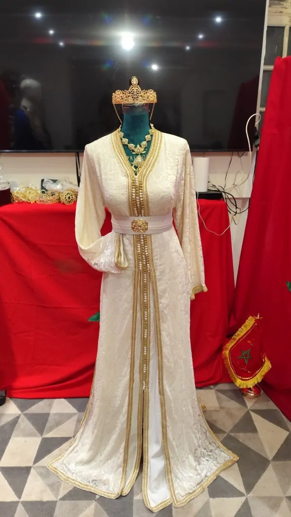caftan marocain porté une fois — photo 6