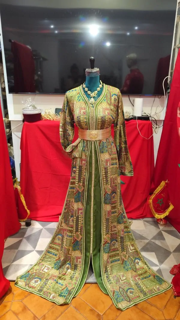 caftan marocain d occasion — photo 2
