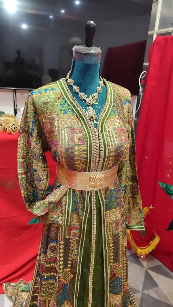 caftan marocain d occasion — photo 5