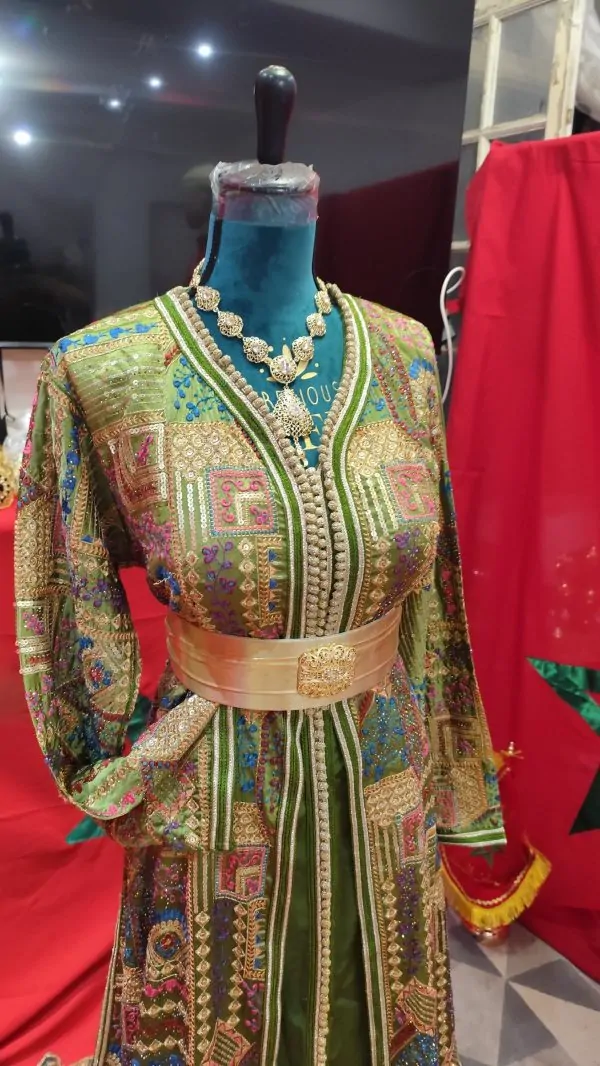 caftan marocain d occasion — photo 10