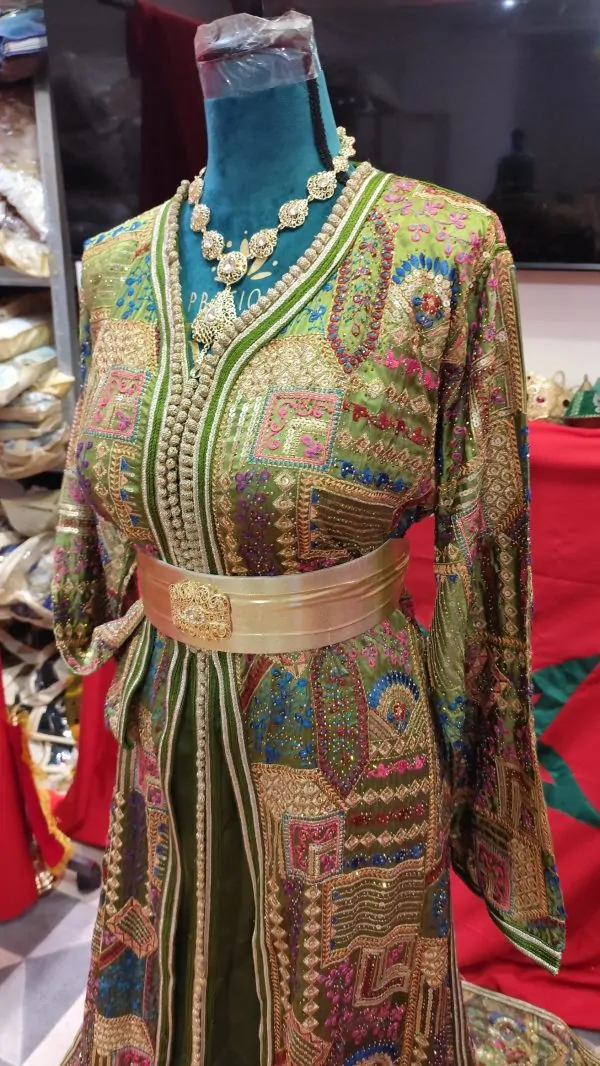 caftan marocain d occasion — photo 8