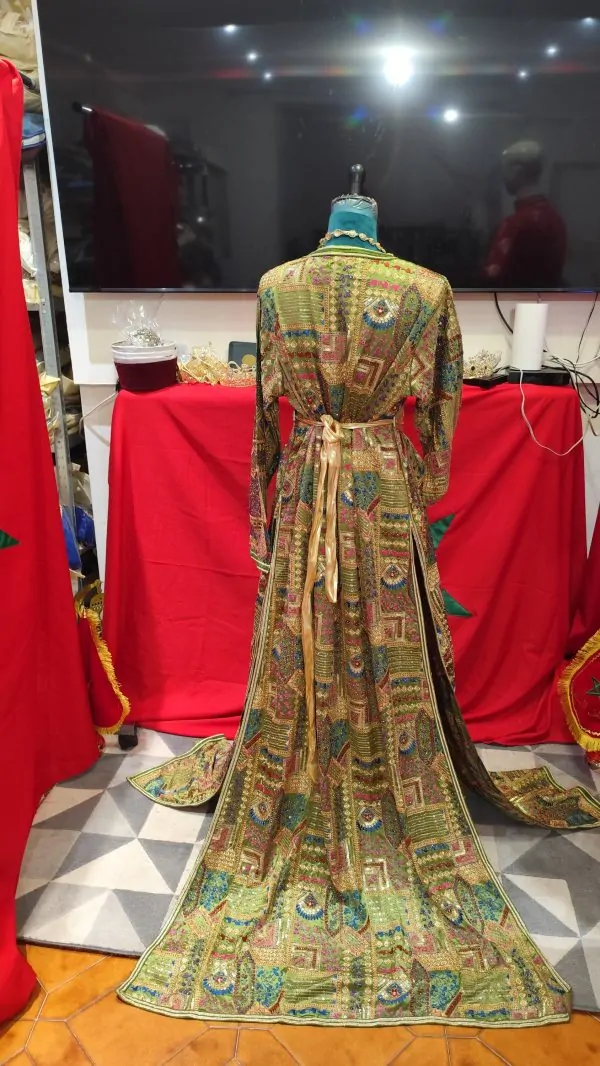 caftan marocain d occasion — photo 4