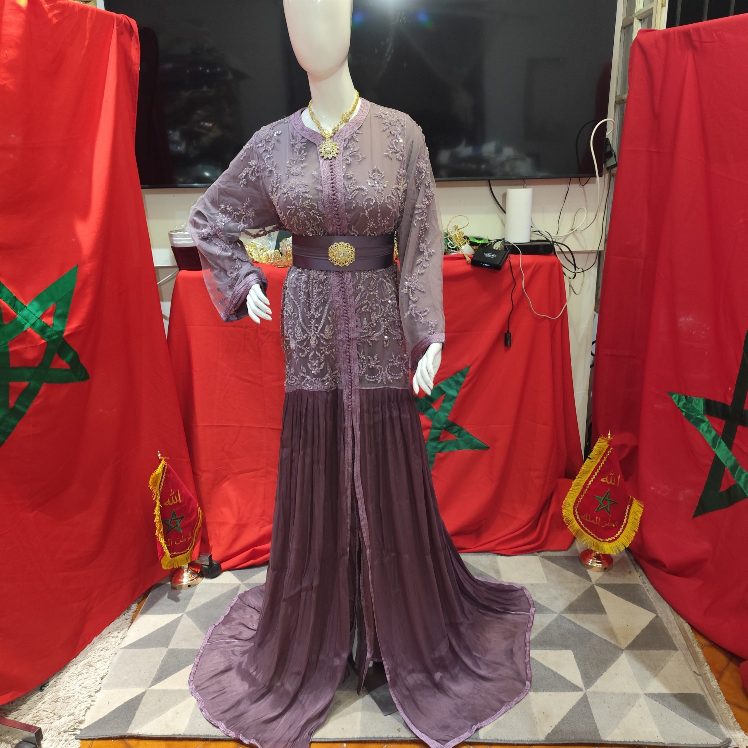 caftan marocain neuf avec ceinture