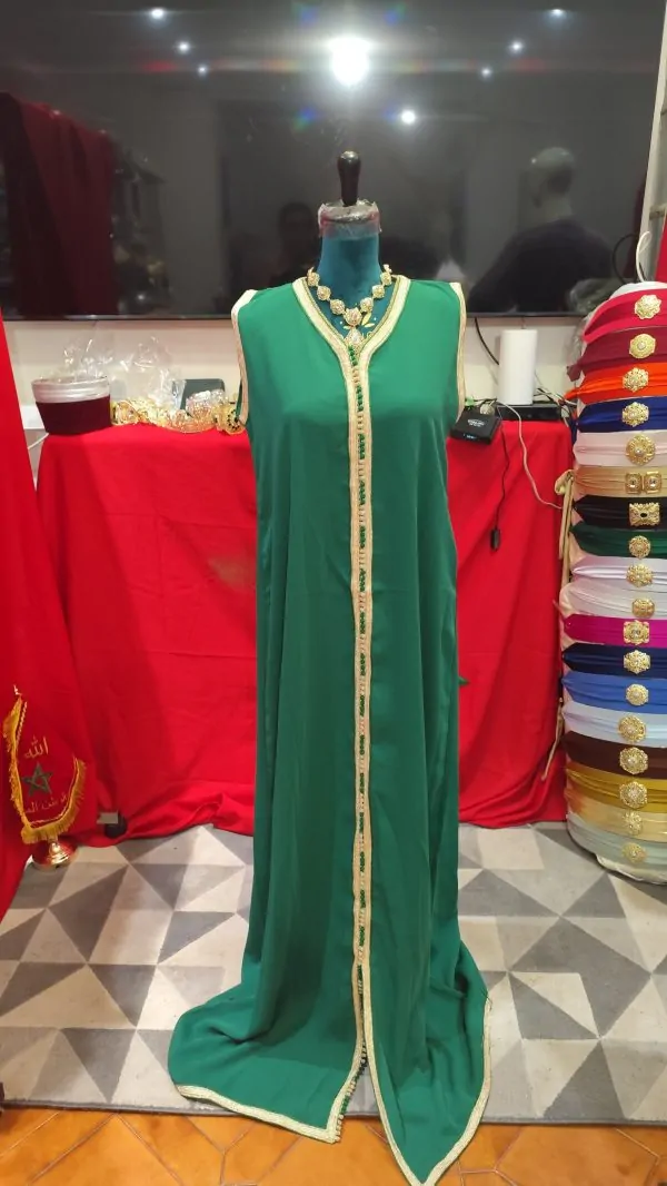 caftan marocain d occasion avec la ceinture — photo 16