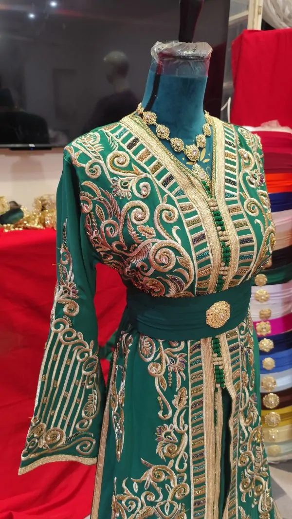 caftan marocain d occasion avec la ceinture — photo 7