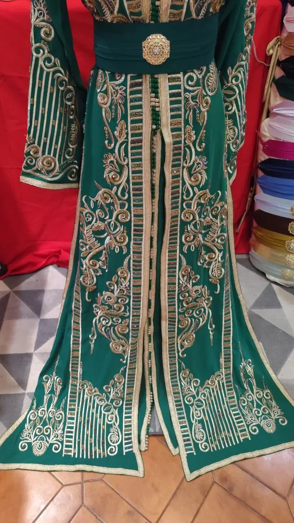 caftan marocain d occasion avec la ceinture — photo 5